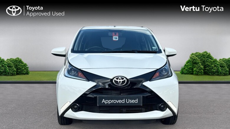 Toyota Aygo 1.0 VVT-i X-Play 5dr Petrol Hatchback